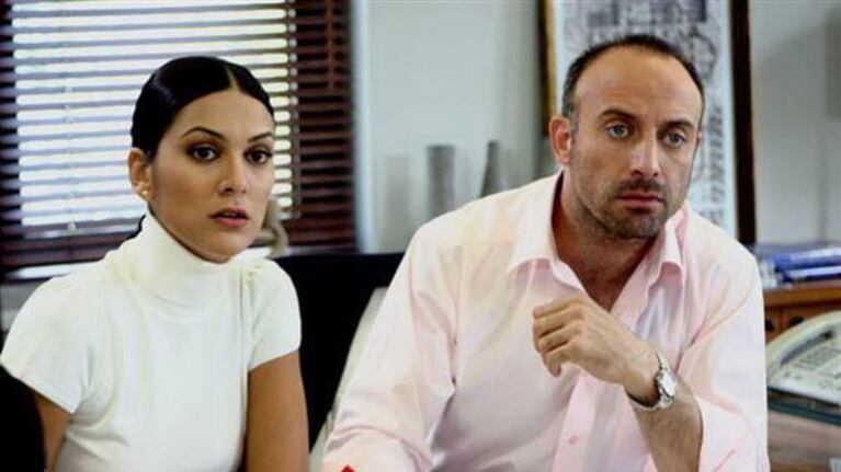 Onur y Sherezade afinan el lápiz ante cada entrevista. (Foto: archivo Web)