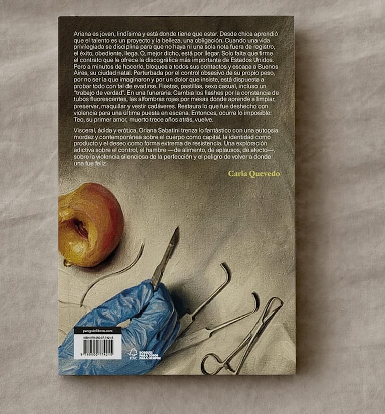 Oriana Sabatini celebró la preventa de su primer libro (Foto: Instagram/@orianasabatini).