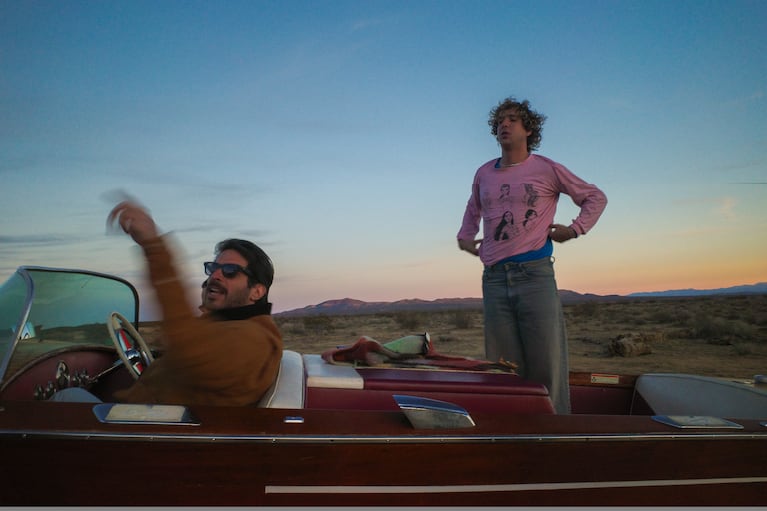 Originario de Venezuela, Rawayana ha lanzado cinco álbumes de estudio