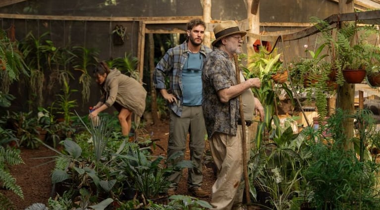 Oscar Martínez, Inés Estévez, Luis Luque y Yoyi Francella la rompen: estreno de una nueva película argentina | Créditos: Captura YouTube Netflix