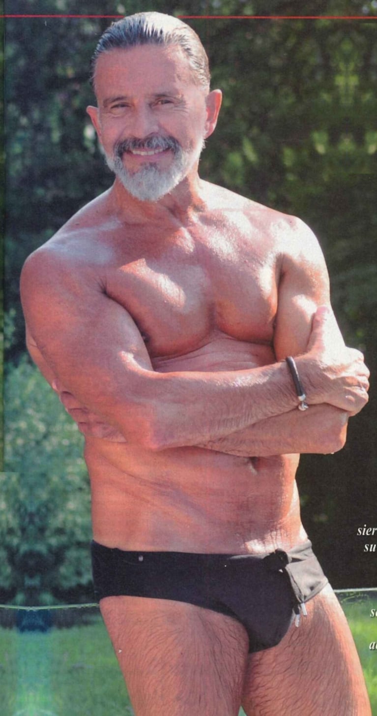 Osvaldo Laport, lomazo en sunga a los 60 y el secreto de su físico: "Dejé las harinas y hago gimnasia con elásticos en la pileta"