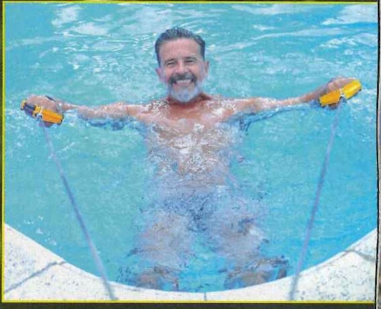 Osvaldo Laport, lomazo en sunga a los 60 y el secreto de su físico: "Dejé las harinas y hago gimnasia con elásticos en la pileta"
