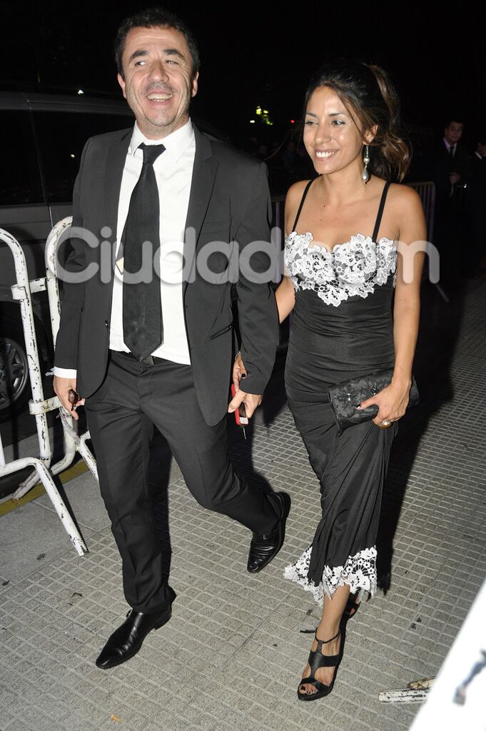 Pablo Granados y su novia dijeron presente en los Premios Tato 2013 (Foto: Jennifer Rubio). 