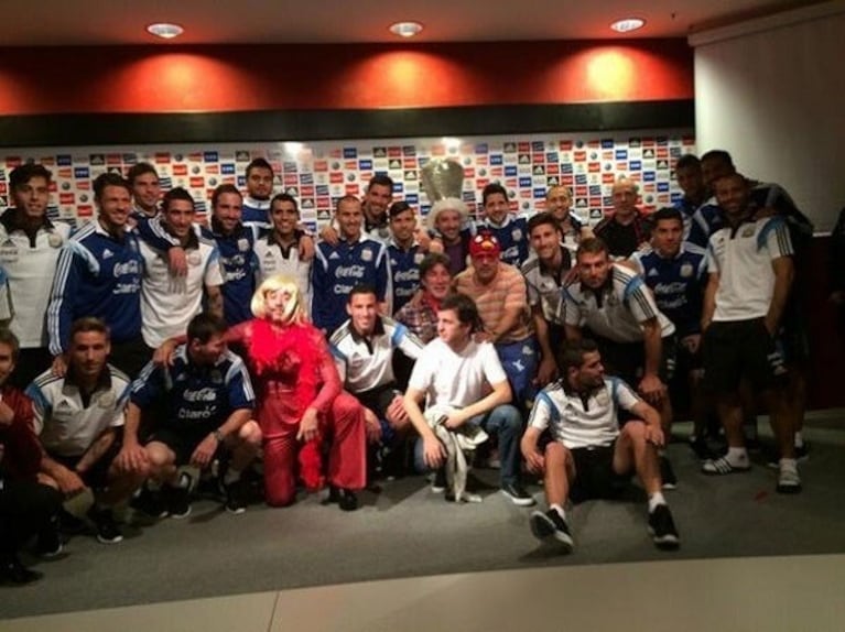 Pachu Peña y Pablo Granados, en la visita a la Selección Argentina. (Foto: Twitter)