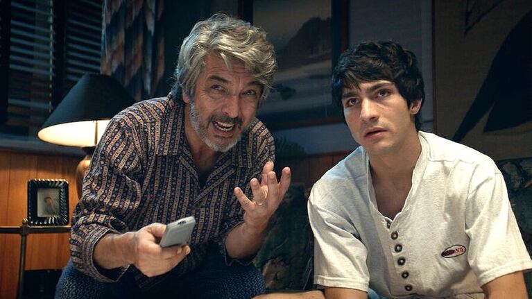 Padre e hijo: Ricardo y el Chino en la película que ya es tendencia en Netflix.
