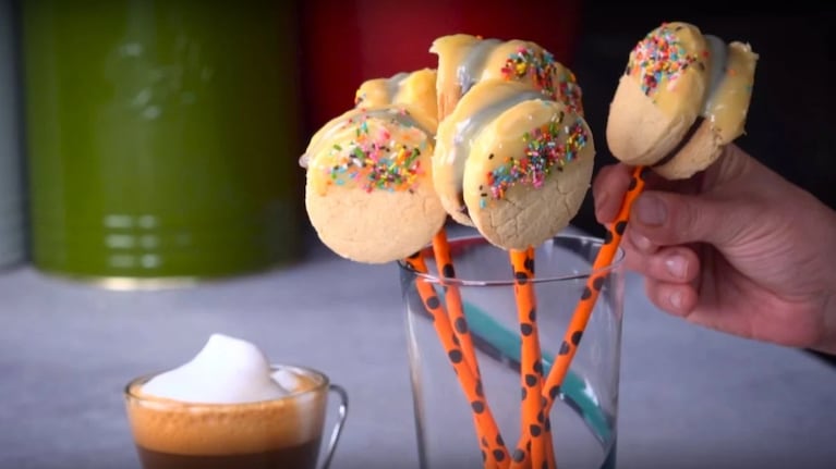 Paletas de alfajores crocantes