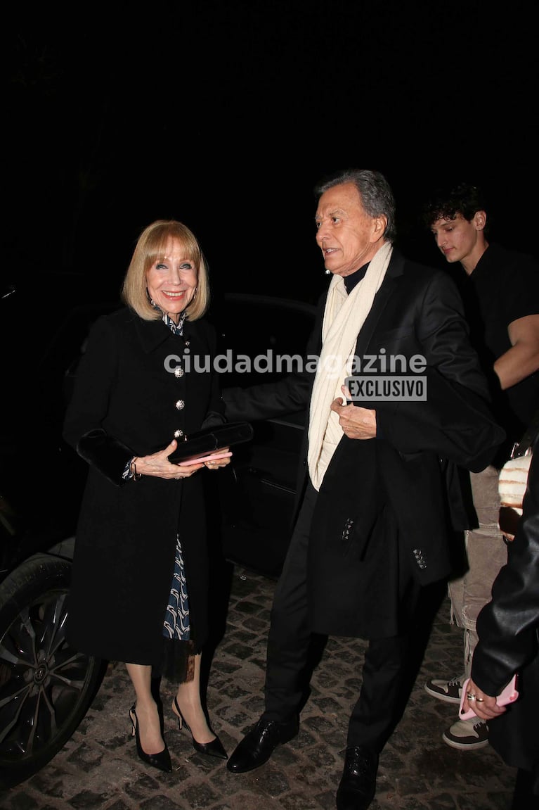 Palito Ortega y Evangelina Salazar y su nieto Bautista, hijo de Emanuel, en el estreno de En el Barro (Foto: Movilpress).