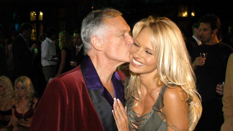 ¿Pamela Anderson fue alguna vez novia de Hugh Hefner?