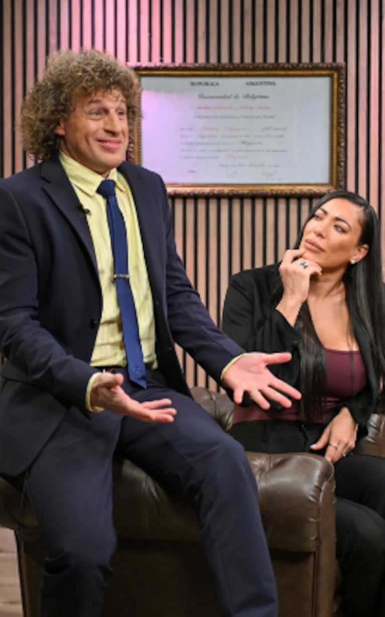  Pamela Pombo en el programa Desencriptados