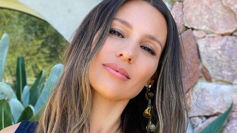 Pampita habló del debate sobre su cuerpo luego de que una twittera la llamó gorda: Yo me veo hermosa, estoy hormonal