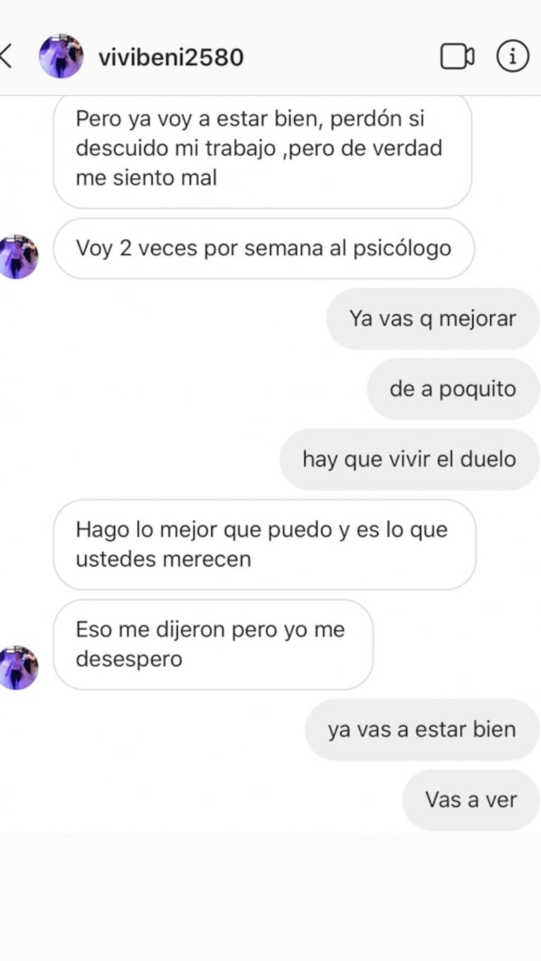 Pampita mostró los chats privados con su niñera luego de ser denunciada por maltrato psicológico y hostigamiento