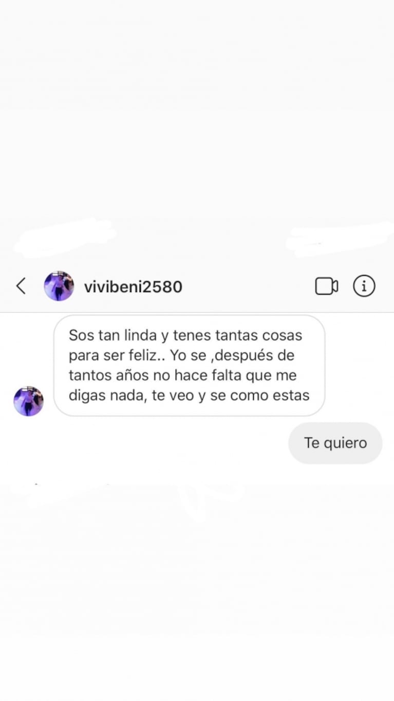Pampita mostró los chats privados con su niñera luego de ser denunciada por maltrato psicológico y hostigamiento