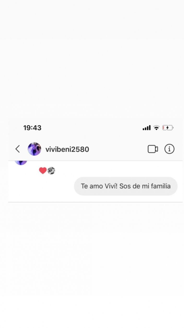 Pampita mostró los chats privados con su niñera luego de ser denunciada por maltrato psicológico y hostigamiento