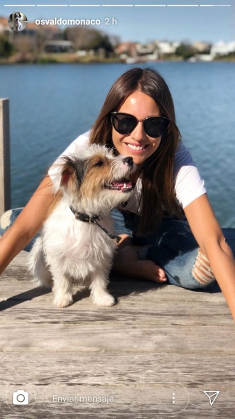 Pampita posó súper tierna con Osvaldo, el perrito de Pico Mónaco: ¿dónde estaba el extenista en ese momento?