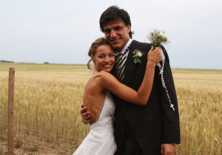 Pampita reveló el insólito motivo por el que casi no llega a su casamiento con Martín Barrantes: "El cura se iba" 