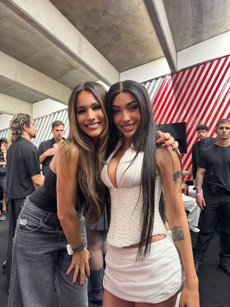 Pampita reveló qué sintió al desfilar ante 100 mil personas en el show de María Becerra en River (Foto de Instagram @pampitaoficial)