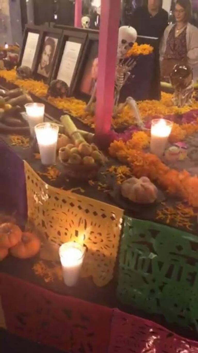 Pampita viajó a México para celebrar el Día de los Muertos