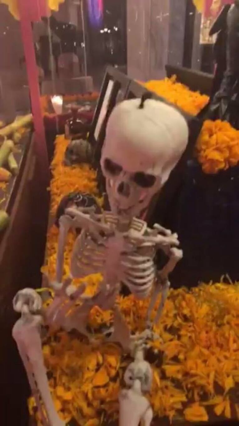 Pampita viajó a México para celebrar el Día de los Muertos