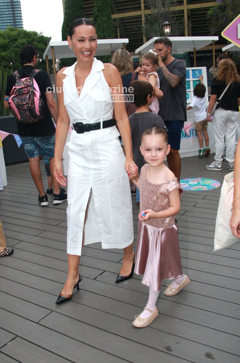 Pampita y Ana brillaron con sus looks (Foto: Movilpress).