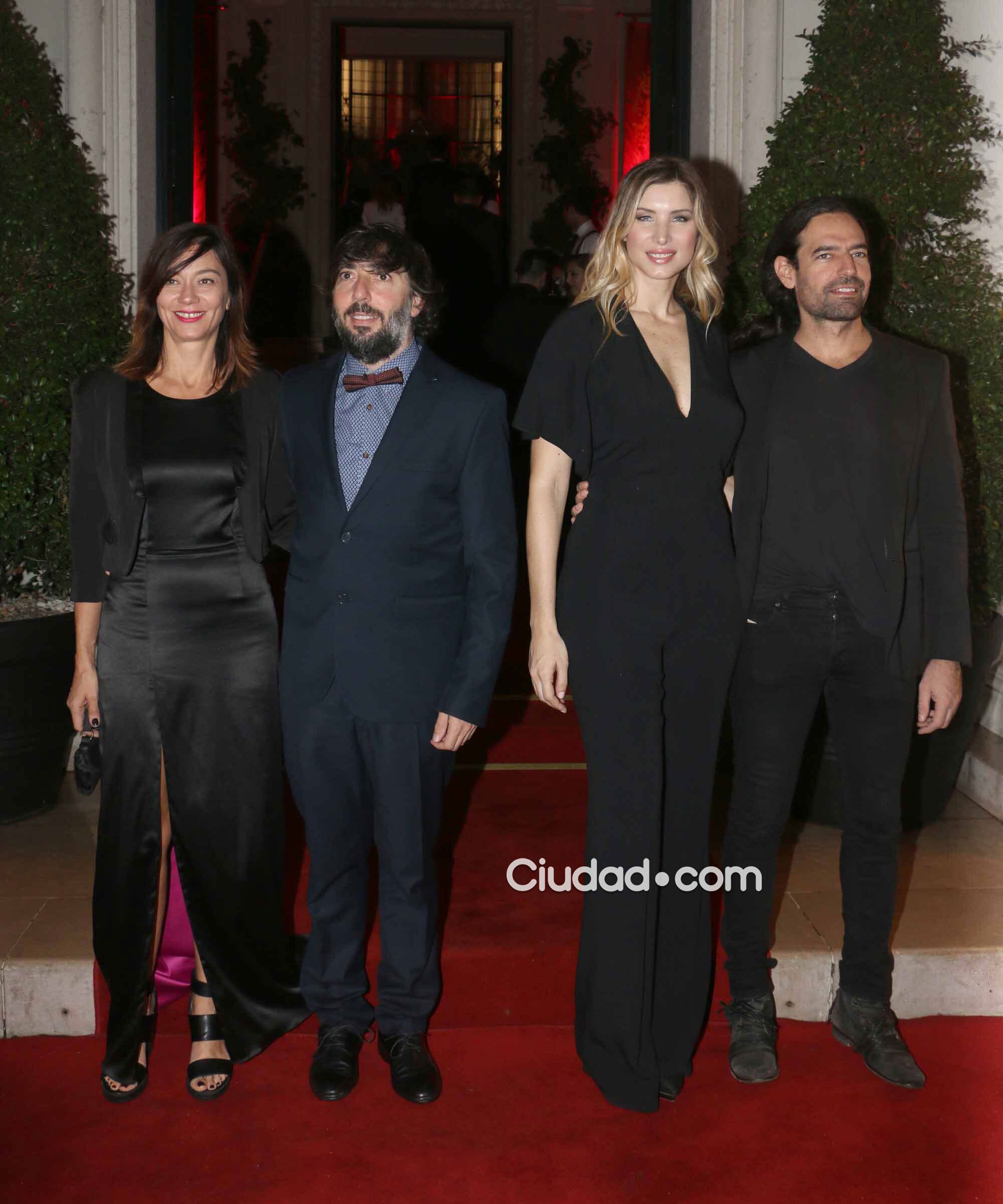 Pampita y Benjamín Vicuña festejaron sus 10 años de amor  (Foto: Movilpress)