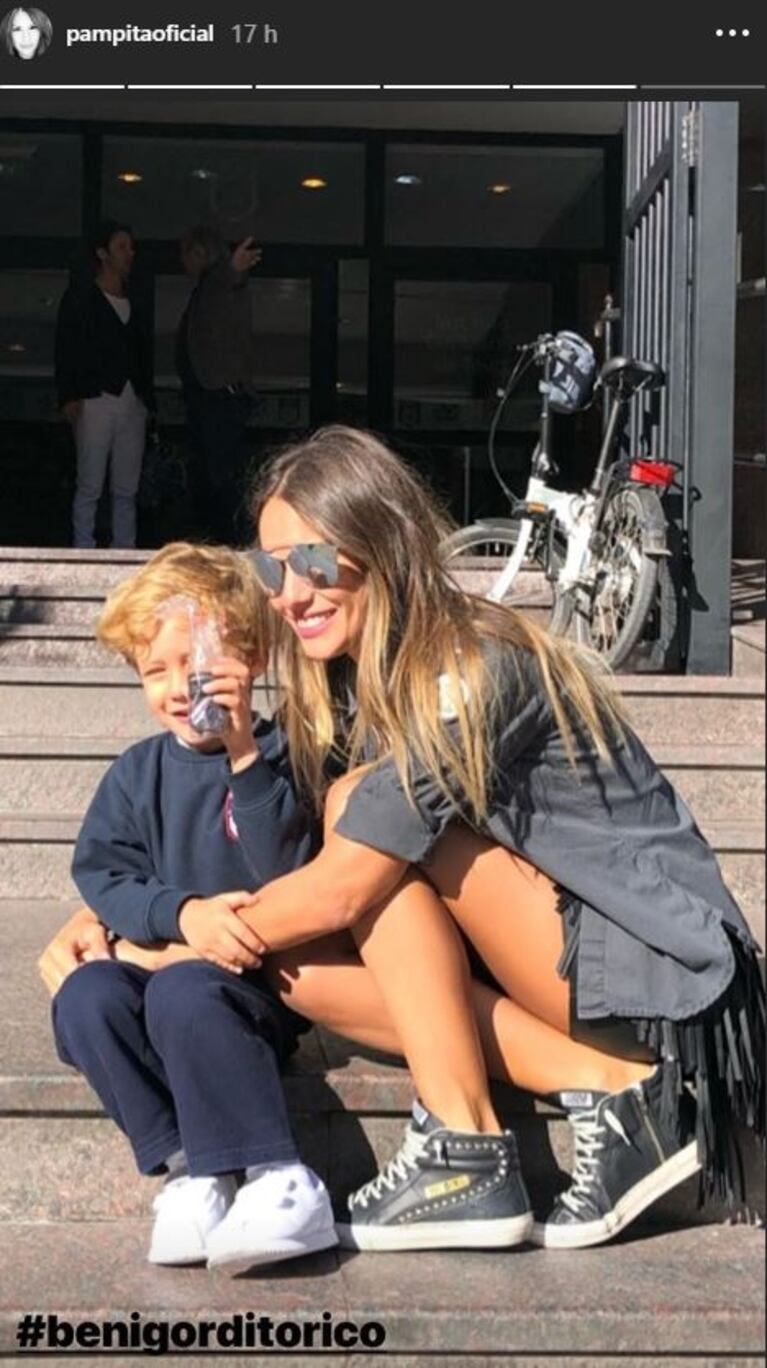 Pampita y Benjamín Vicuña, reunidos por sus hijos en su primer día de escuela: "Empezando juntos"