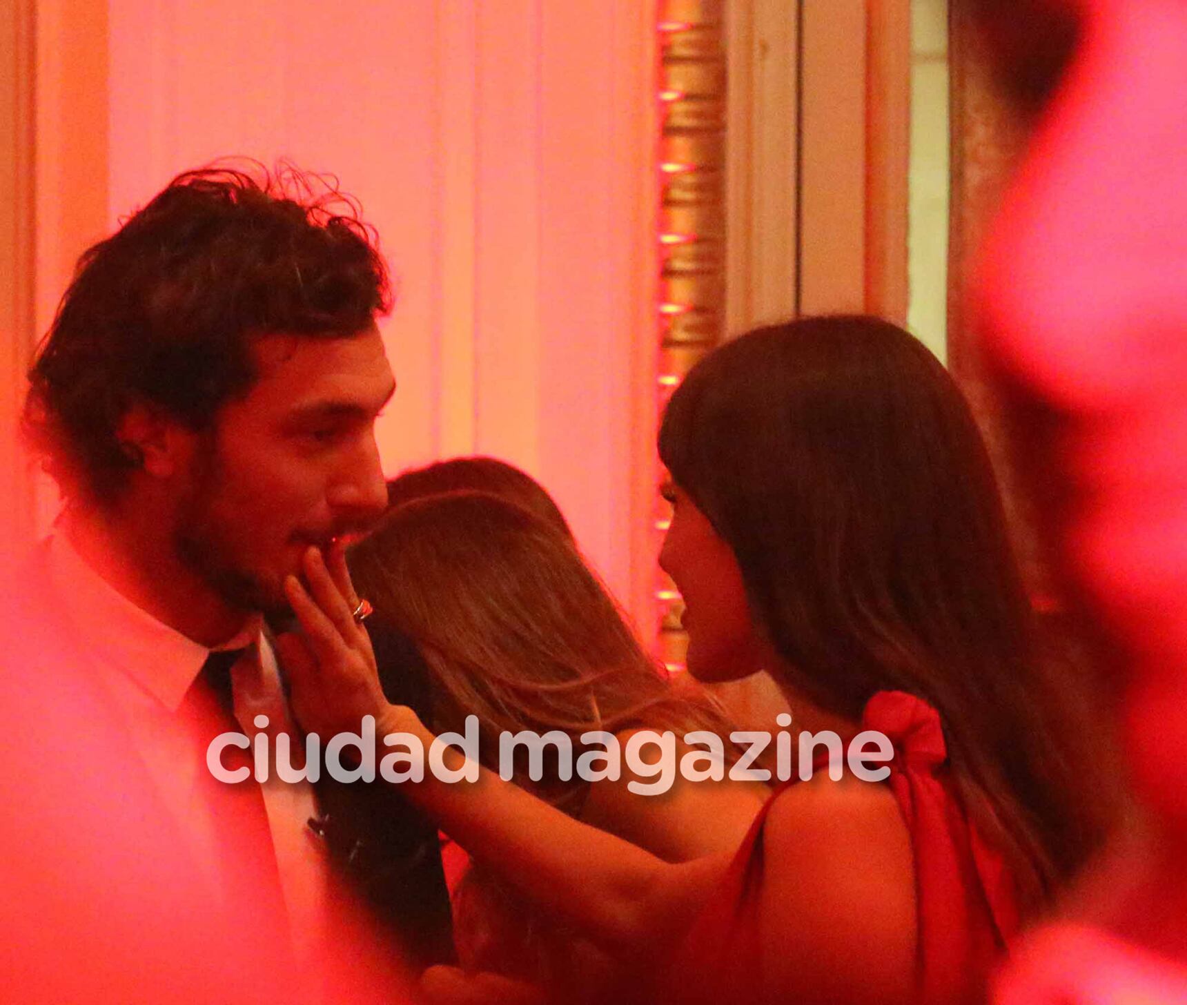 Pampita y Pico Mónaco impactaron en la noche porteña (Fotos: Movilpress).