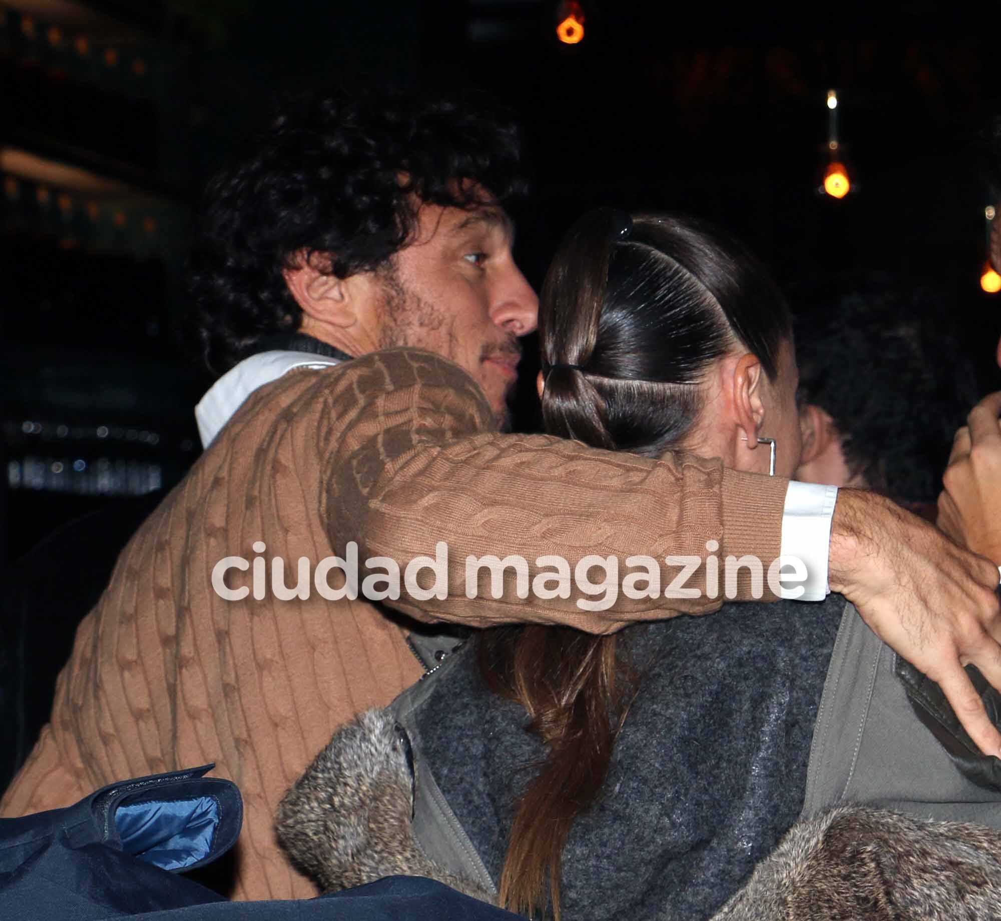 Pampita y Pico Mónaco, juntos y enamorados en la noche porteña  (Fotos: Movilpress).