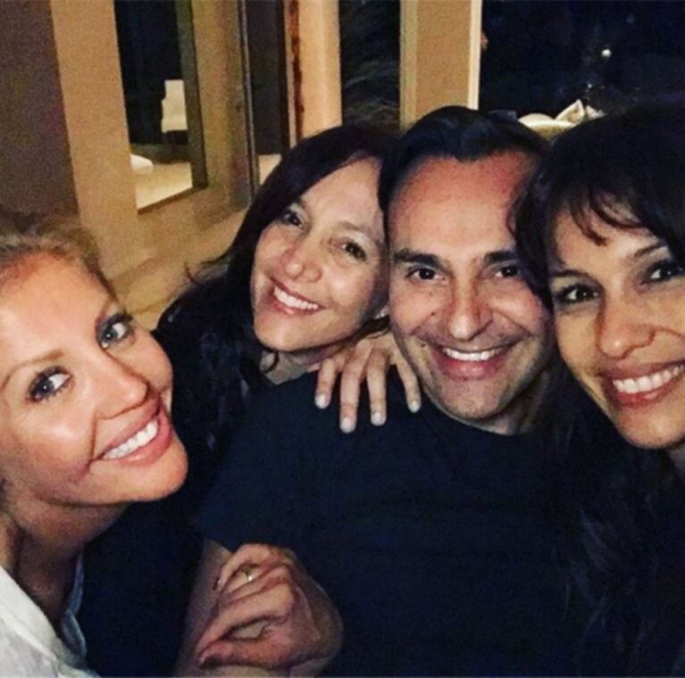 Pampita y Pico Mónaco se mudaron juntos a un country: espiá su festejo íntimo con amigos