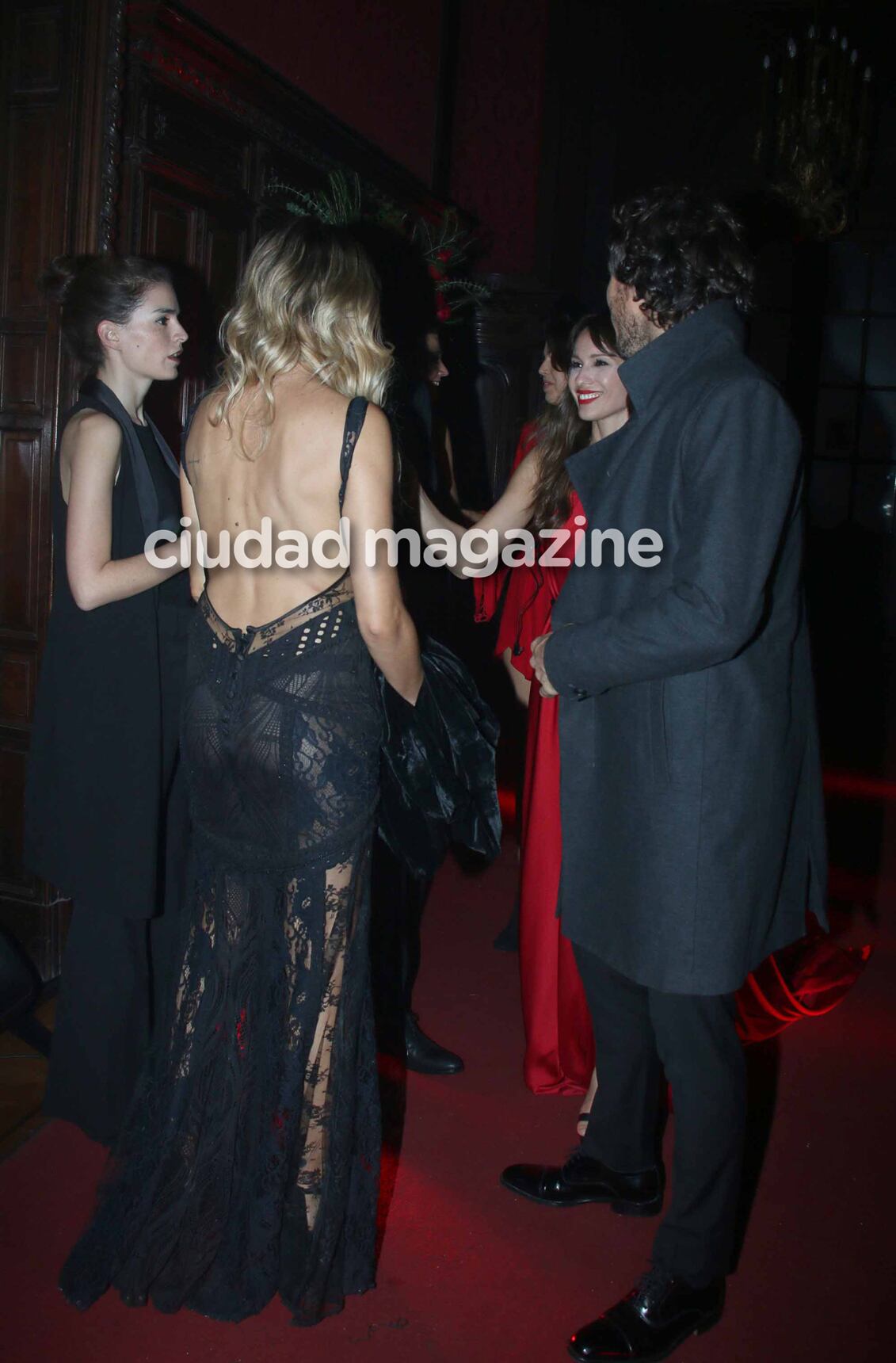 Pampita y Pico Mónaco se saludaron con Mery del Cerro (Fotos: Movilpress).