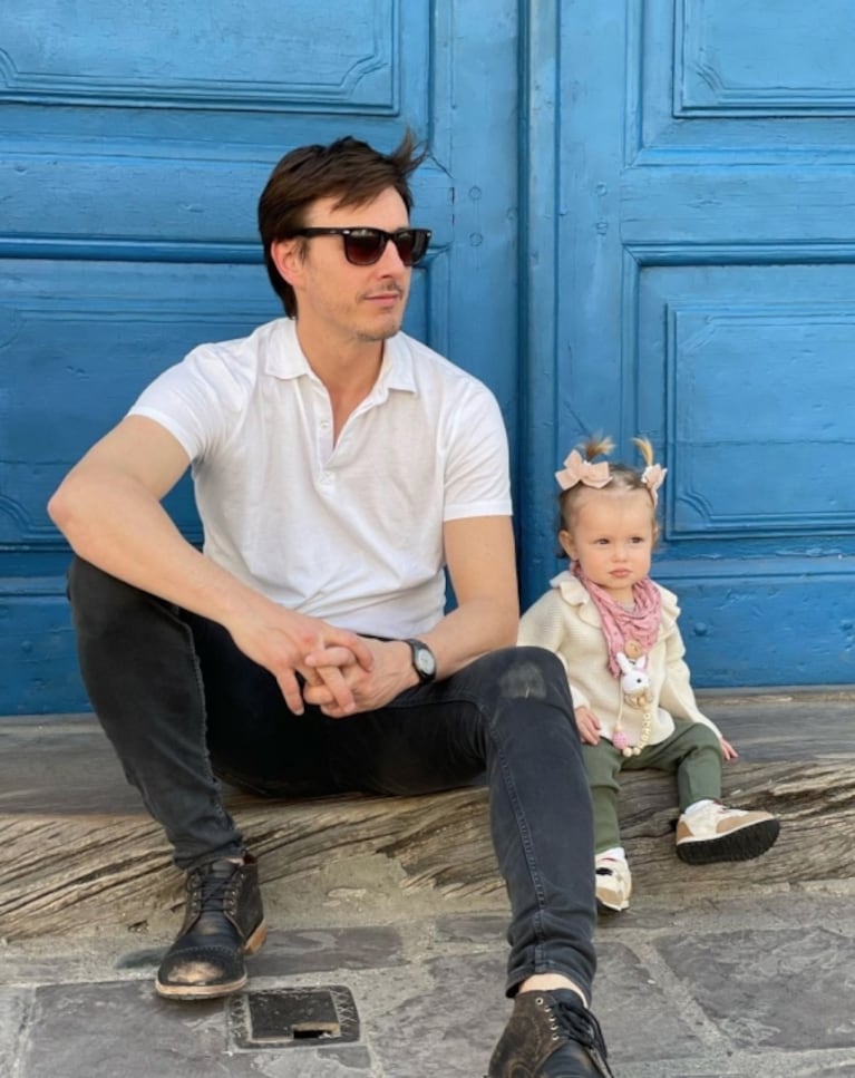 Pampita y Roberto García Moritán compartieron su tierno álbum de fotos con Anita en Tucumán