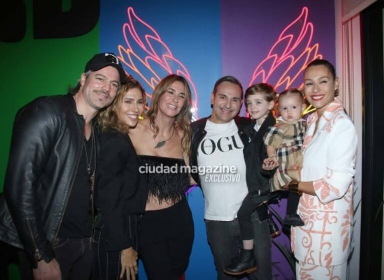 Pampita y su hija Ana fueron las estrellas de un evento fashion: las fotos de sus looks