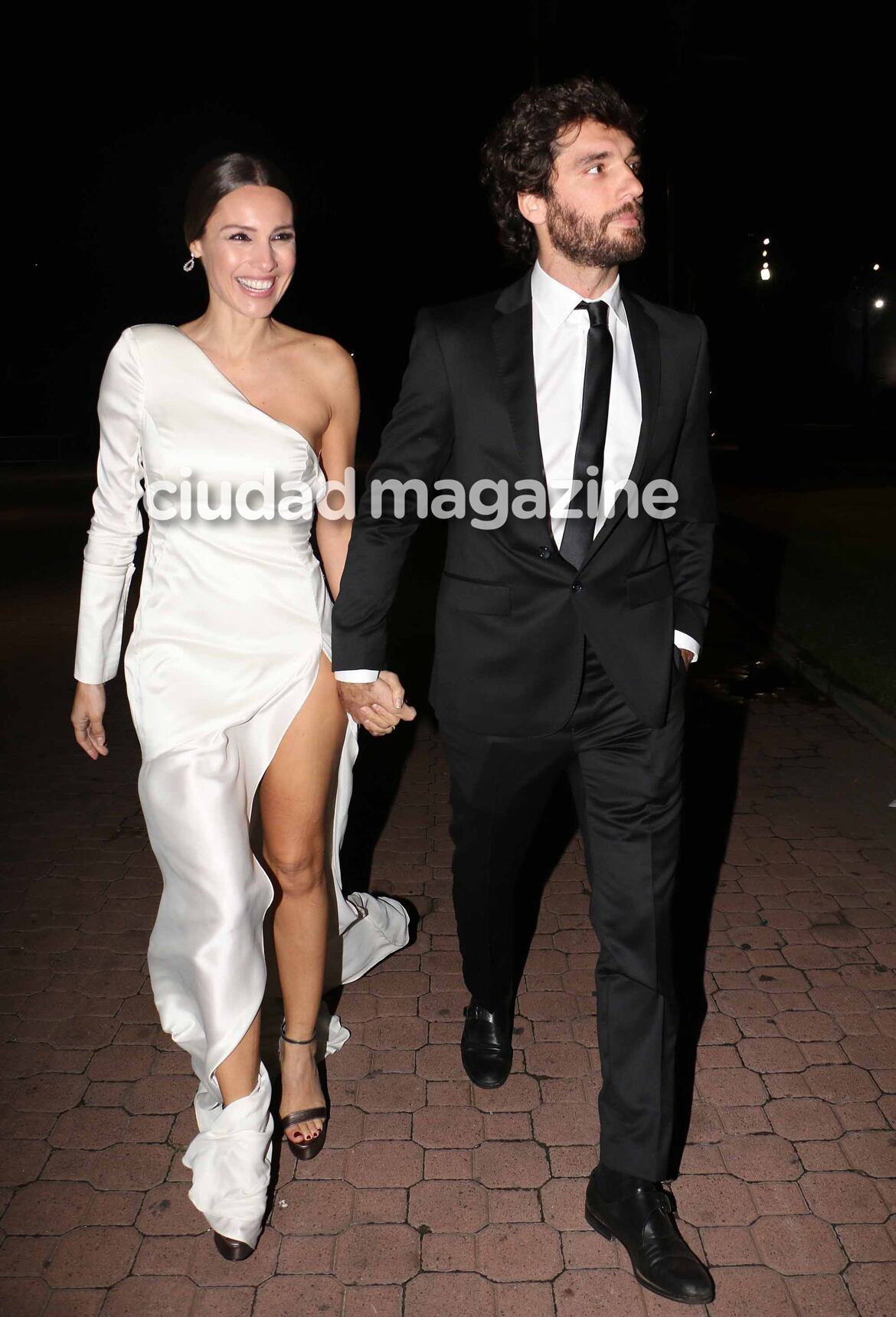 Pampita y su novio Mariano Balcarce se mostraron súper enamorados (Fotos: Movilpress). 