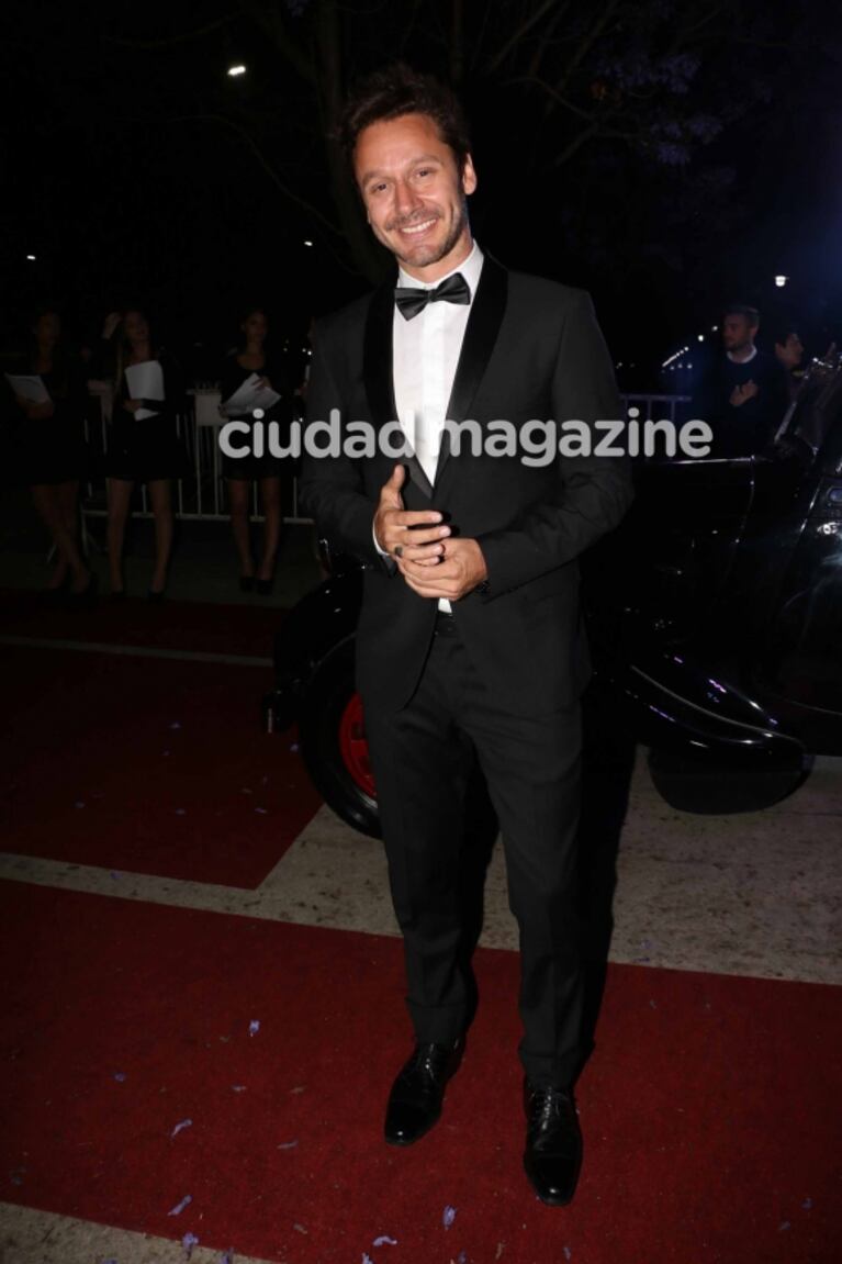 Pampita y Vicuña, reunidos en la gala de la revista Caras: detalles exclusivos sobre el cruce más esperado