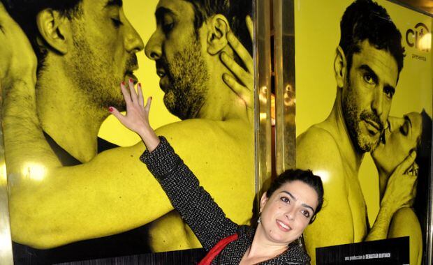 Paola Barrientos no se quiso perder el debut de Cock (Foto: Jennifer Rubio). 