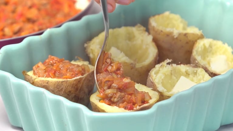 Papas rellenas con bolognesa. Foto: Cucinare.TV.