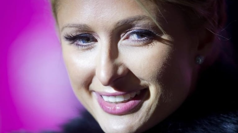 Paris Hilton influyó en la moda del 2000 que poco a poco vuelve