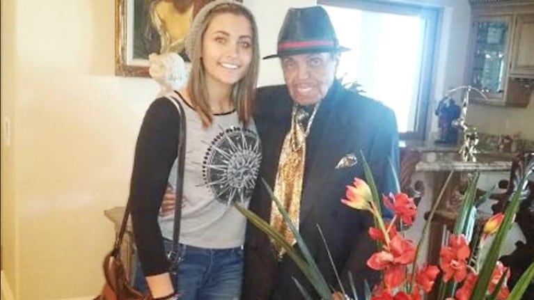 Paris Jackson le rinde homenaje a Joe Jackson, su abuelo (Foto: Web)