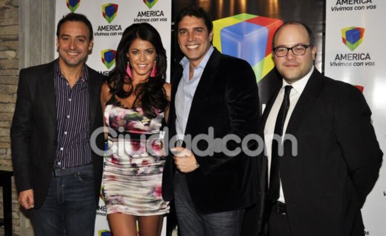 Parte del nuevo equipo de Desayuno Americano con Pamela David: Pallares, Alé y Seba Tempone. (Foto: Jennifer Rubio - Ciudad.com)