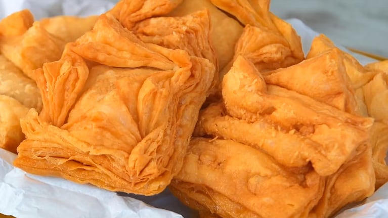 Pastelitos para el 9 de julio: el toque secreto no está en el dulce de batata ni el de membrillo, sino en la masa. Foto: Cucinare TV