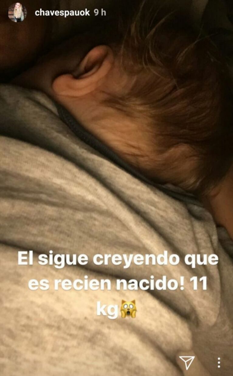 Paula Chaves continúa con el colecho: las fotos súper tiernas de Olivia y Baltazar en la cama de su mamá