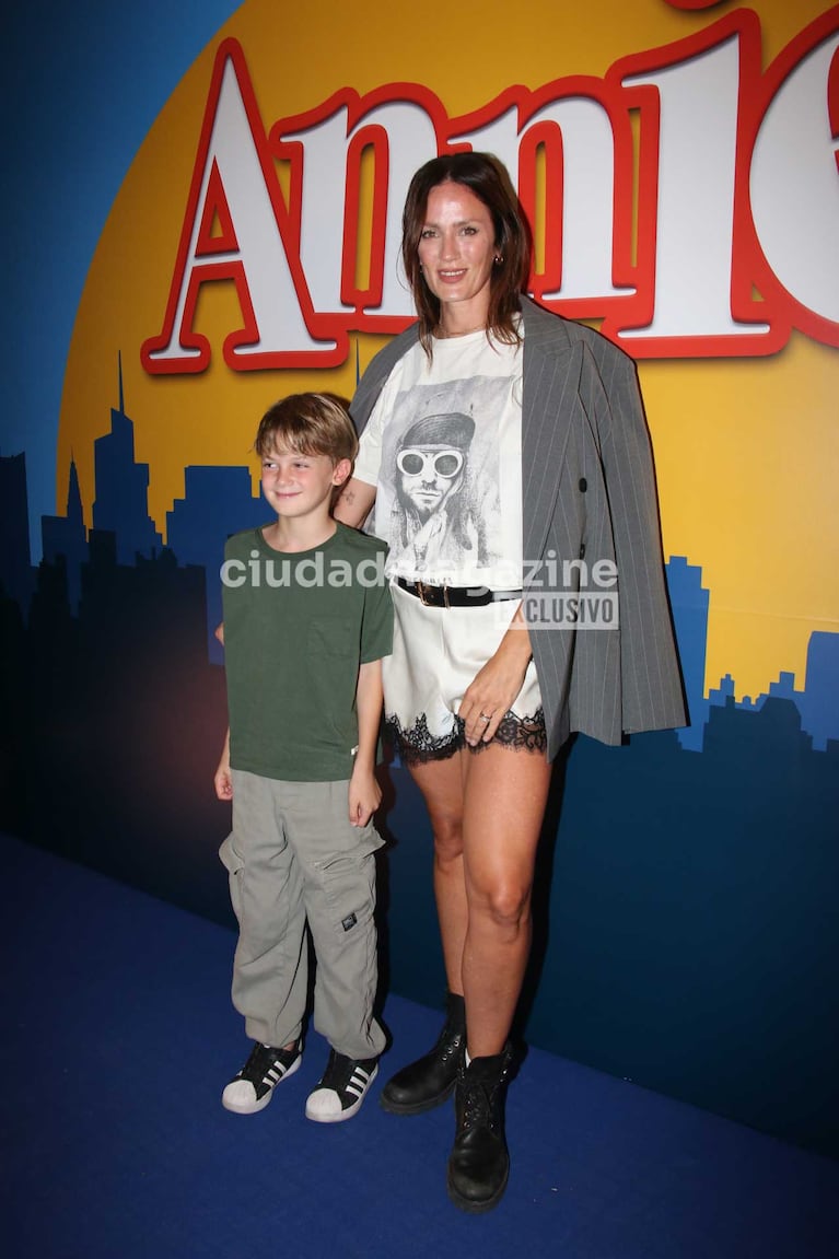 Paula Chaves e hijo (Foto: Movilpress)