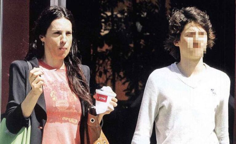 Paula Robles y su hijo ¡de 13 años! Francisco. (Foto: revista Caras)