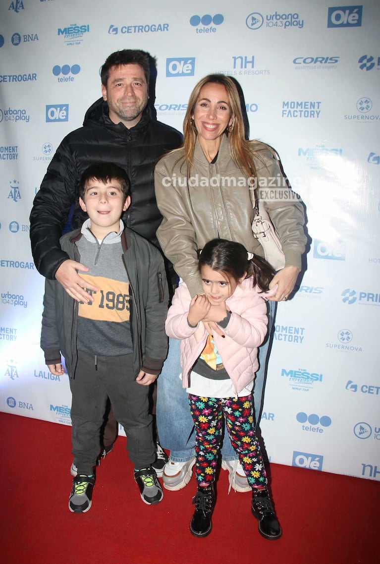 Paula Varela y su familia (Foto: Movilpress)