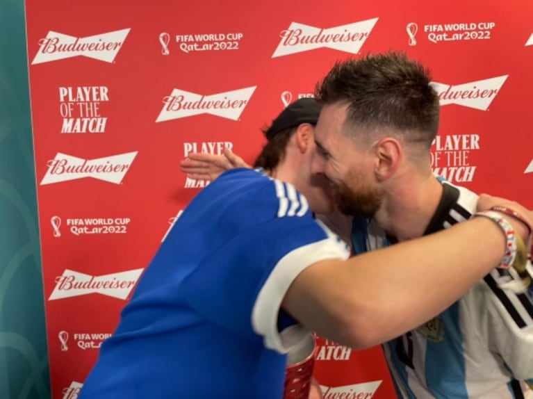 Paulo Londra le entregó a Messi un premio y se reunió con Lil Baby