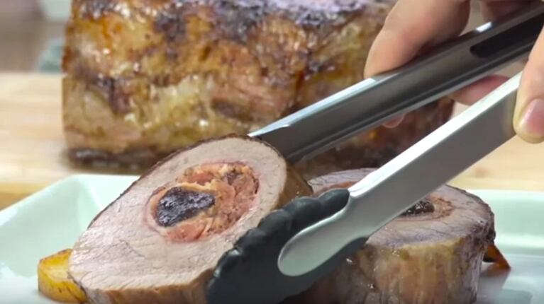 Peceto mechado con ciruelas: una receta ideal para un plato único 