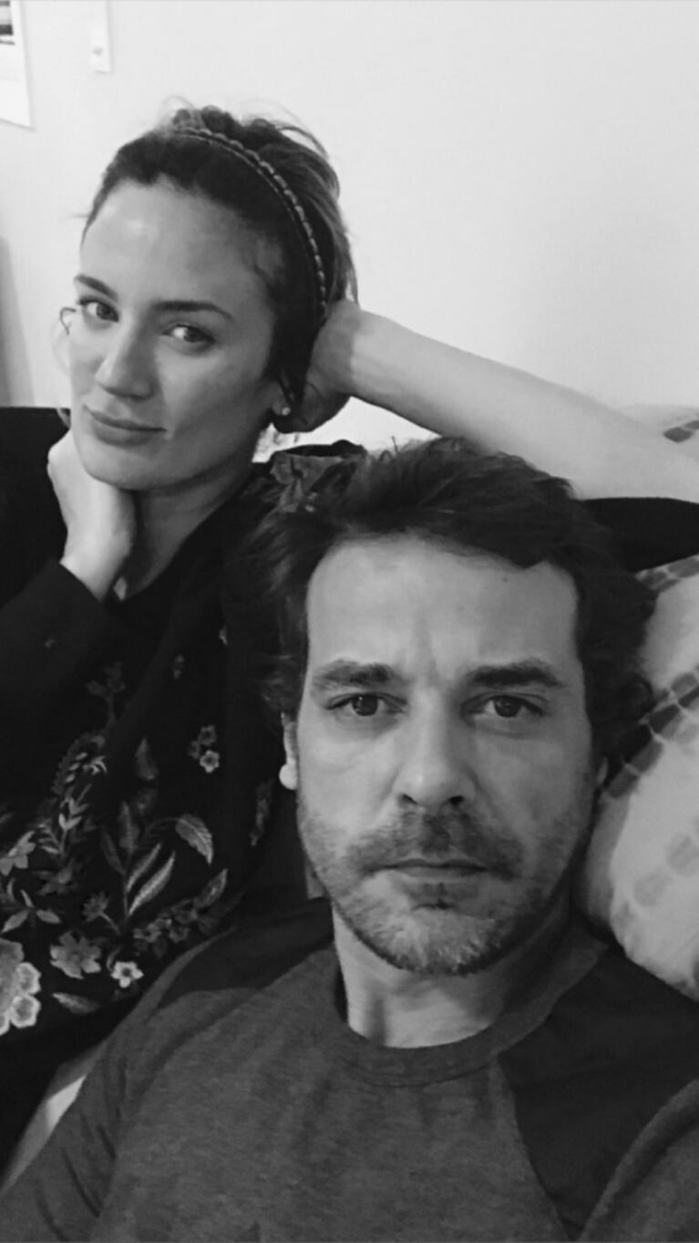 Pedro Alfonso y Paula Chaves compartieron una tierna y divertida secuencia de fotos: "Novios"