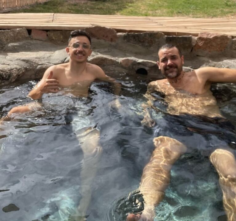 Pedro Alfonso y Rodrigo Noya celebraron en las termas de La Rioja que dejaron de fumar