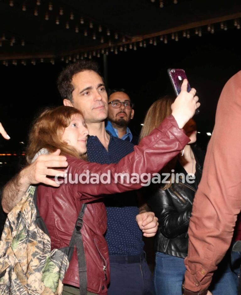 Pedro Alonso, "Berlín" de La Casa de Papel, revolucionó la noche porteña: show de gestos y súper buena onda con sus fans