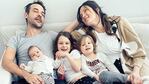 Pedro y Paula se retrataron junto a sus tres hijos.