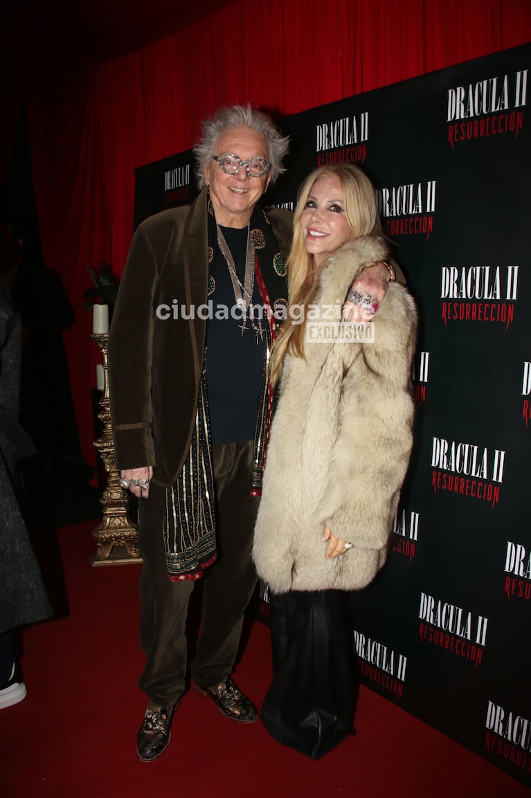 Pepe Cibrián desembarca con Drácula II Resurrección y Graciela Alfano dijo presente (Foto: Movilpress).